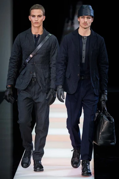 Look 43